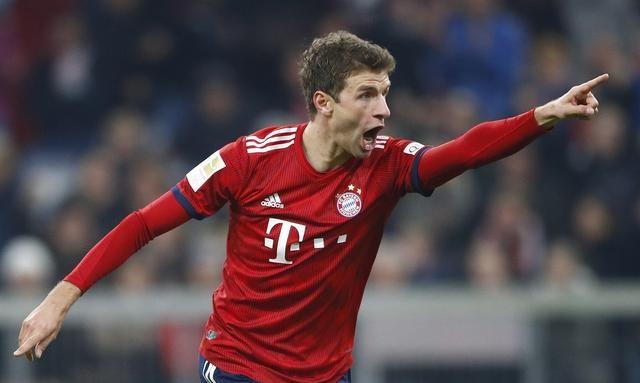  德甲黑马横空出世，升班马领跑半程榜单  